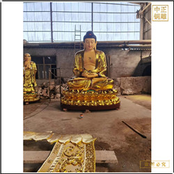 大型釋迦牟尼銅佛像